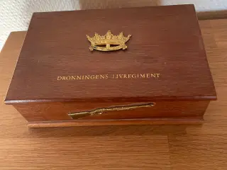 Træske fra Dronningens Livregiment