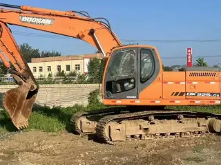 Gamle Hitachi EX / ZX Købes !