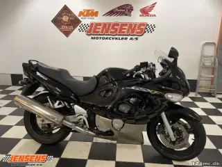 Suzuki GSX 750 F