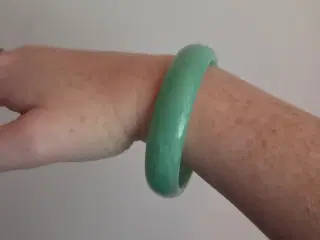 Green bangle