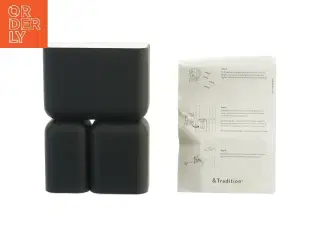 Tabata LN10 væglampe fra &Tradition (str. 21x15x7,5 cm)