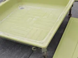 Badeværelsesmøbler grønt retro