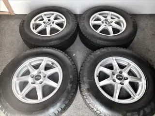5x114,3 16" ET44 PLW 4x4 vintersæt