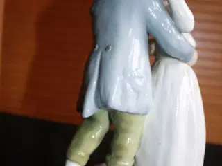Figur af ungt par