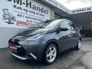 Toyota Aygo 1,0 VVT-i x-play x-touch