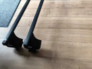 Thule. Tagbøjler med 2 nøgler