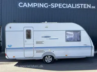 2007 - Adria Adora 462 PH   2007 Adria Adora 462 PH - se den nu hos Camping-Specialisten i Aarhus