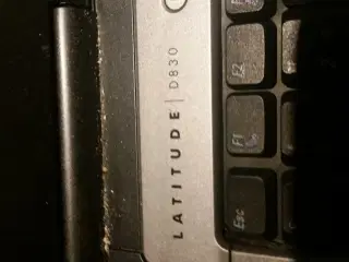 DELL latitude D830 (reservedele)