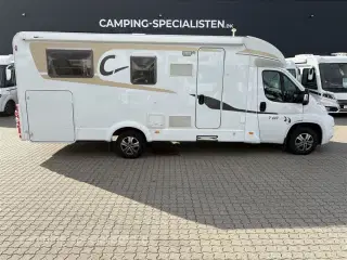 2014 - Carado T 447   Pæn og velholdt Carado T447 fra 2014 - Kan nu opleves hos Camping-Specialisten i Silkeborg