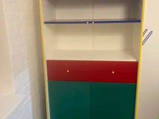 3 Fine skabe og reoler i forskellige mål