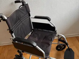 Kørestol   transportkørestol