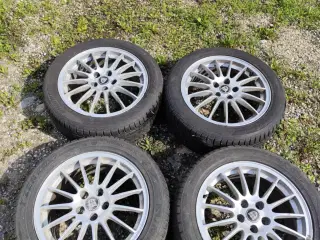 Jaguar alufælge med vinterdæk