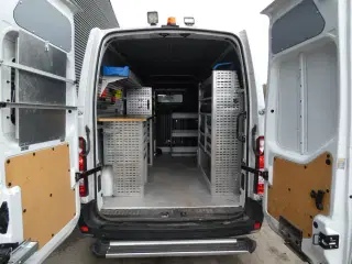 Renault Master T33 L2H2 2,3 DCI TwinTurbo VÆRKSTEDSBIL 150HK Van Man.