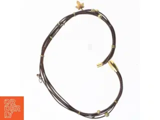 Læderarmbånd med metaldetaljer (str. 37 cm)
