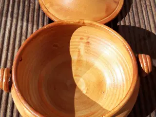 Keramikskål med låg