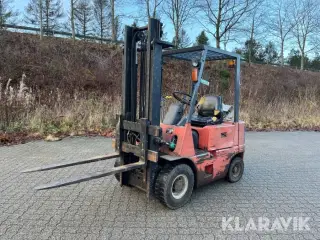 Truck Mitsubishi TC15