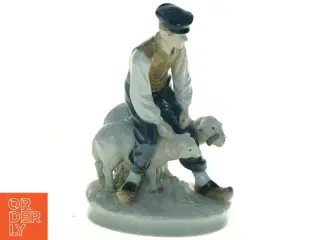 Fårehyrde figur i porcelæn fra Royal Copenhagen (str. 21 x 14 cm)
