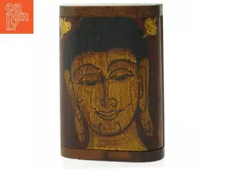 Teak Træboks med Thai Buddha udskæringer (str. 11,5 cm)