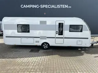 2023 - Adria Alpina 613 UT Alde Centralvarme   2023 Adria Alpina 613 UT med Alde - Se den nu hos Camping-Specialisten.dk Silkeborg - Enkelte senge