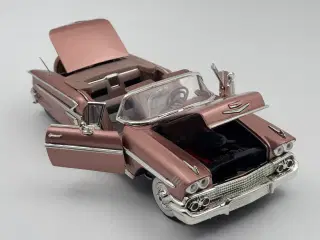 1958 Chevrolet Impala Convertible 1:18