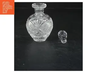 Dekorativ parfume flacon med prop (str. 12x8 cm)