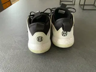 Adidas Harden Step-Back 2,0