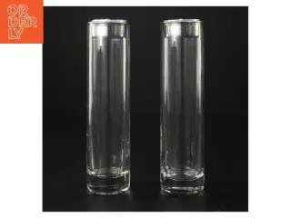 Designer lysestager i glas fra Hannah (str. H. 19 cm. ø. 5 cm)