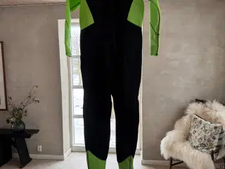 Våddragter til salg – helt nye
