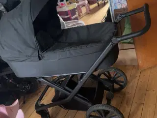 Odder saga barnevogn 