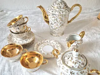Antikt mokkasæt med guldbelægning
