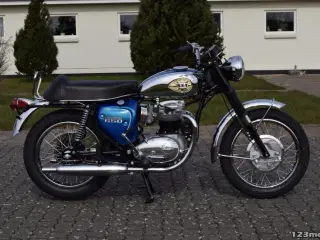 BSA Lightning 650 Classic Bike