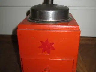 Skøn Orange KAFFEKVÆRN.