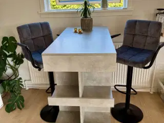 Cafebord med stole