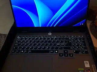 Nyt bærbar Lenovo Windows 11 og op efter.