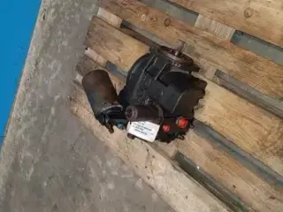 Merlo hydrostatpumpe ML037389