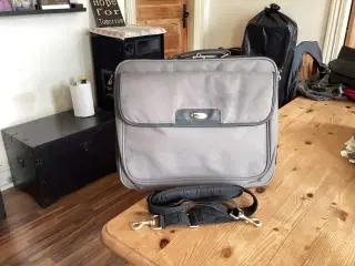 Rygsække, Pc Tasker, Cross Over Tasker.