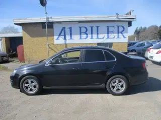 VW Jetta 2,0 TFSi Sportline