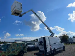 Opel Movano liftbil