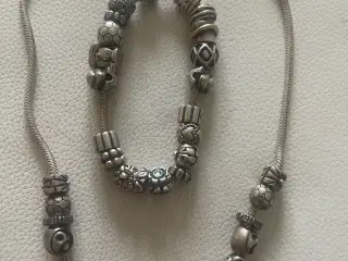 Pandora armbånd og halskæde
