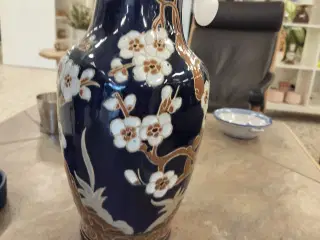 Gulvvase i Keramik