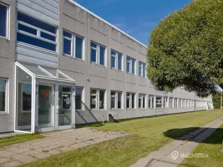 Lejemål på 345 m² i Kastrup – fleksibel indretning af kontor og lager
