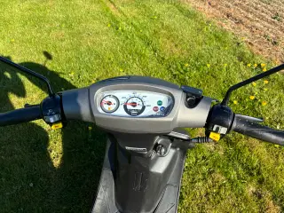 Pgo hot 50 2018 2 takter