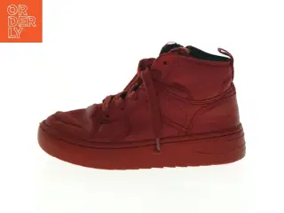 Røde høje sneakers (str. 31)