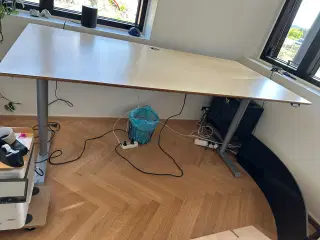 Hæve/sænke skrivebord