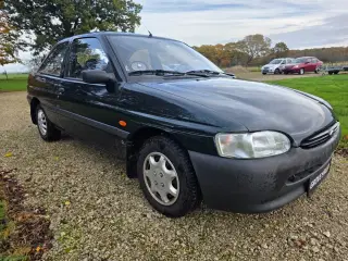 Ford Escort 1,6i CL