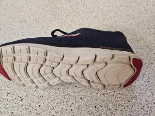 Nye Skechers herre sko str.43