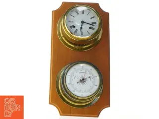 Vægur med barometer (str. 42 x 21 cm)