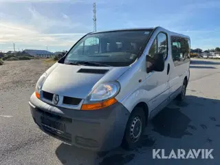 Personbil Renault Trafic 9-personers