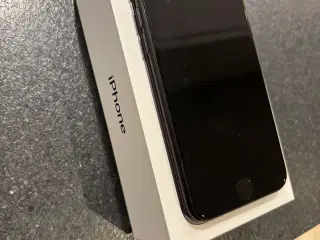 iPhone SE 128 gb. 