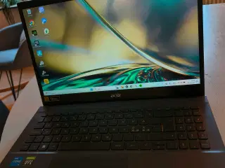 Acer Aspire A715-51G 